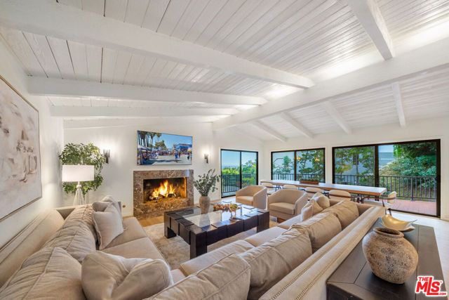 9305 Beverly Crest Drive, Beverly Hills, CA 90210