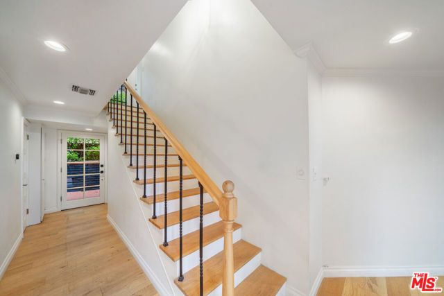 9305 Beverly Crest Drive, Beverly Hills, CA 90210