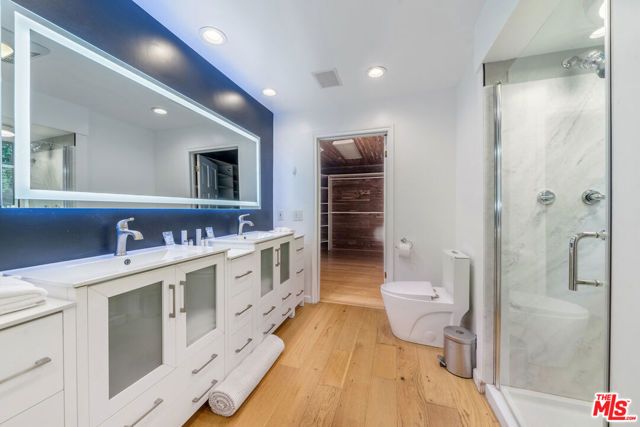 9305 Beverly Crest Drive, Beverly Hills, CA 90210