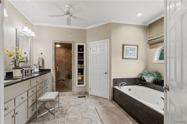 1475 Chase Valley, Northport, AL 35473