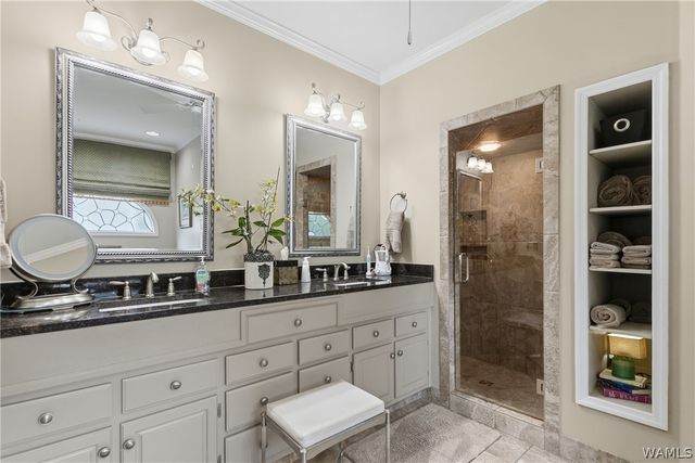 1475 Chase Valley, Northport, AL 35473