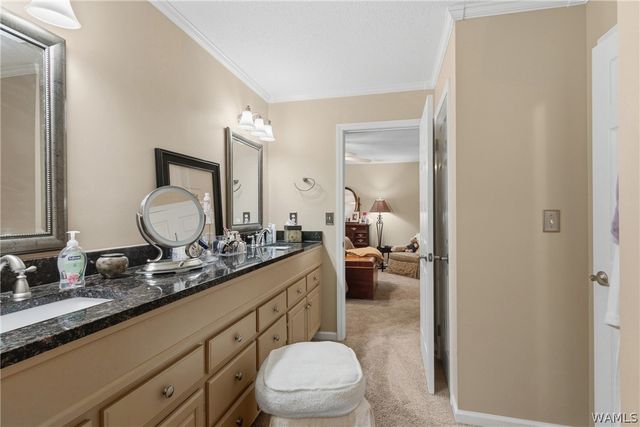 1475 Chase Valley, Northport, AL 35473