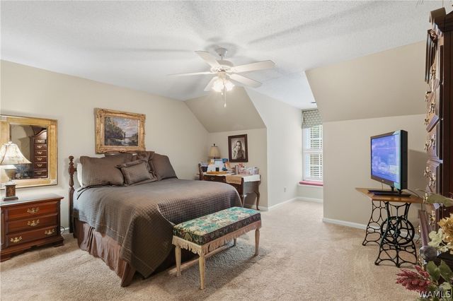 1475 Chase Valley, Northport, AL 35473