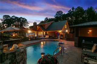 1475 Chase Valley, Northport, AL 35473