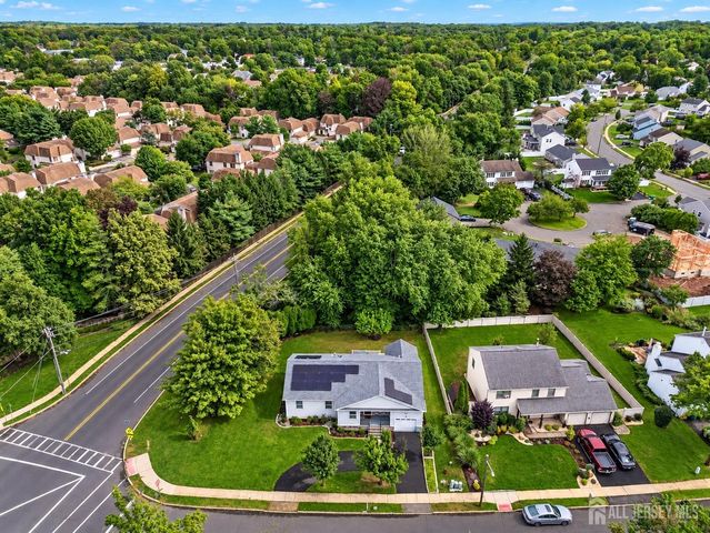 83 Sagamore Avenue, Edison, NJ 08820