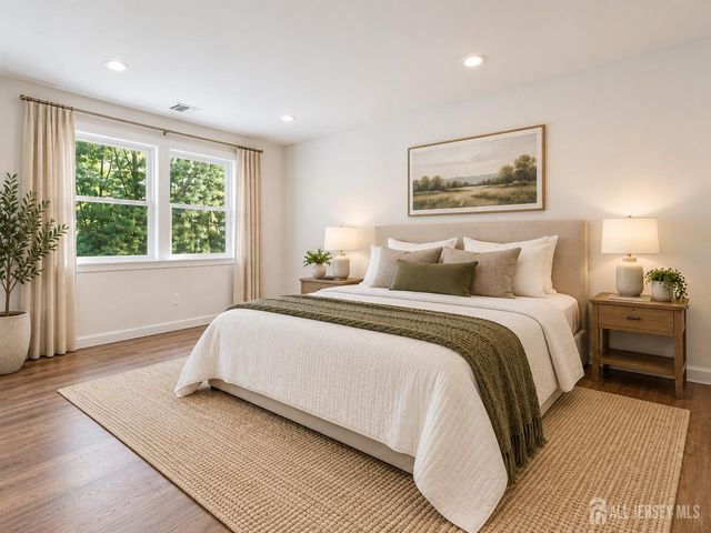 83 Sagamore Avenue, Edison, NJ 08820
