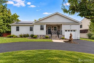 83 Sagamore Avenue, Edison, NJ 08820