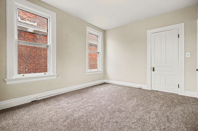 122 W 34th Street, Latonia, KY 41015