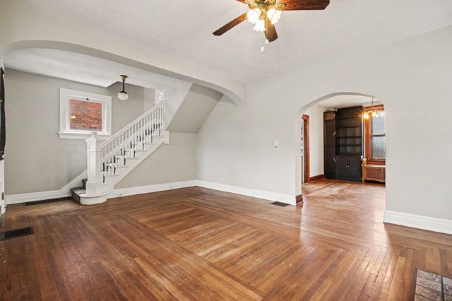 122 W 34th Street, Latonia, KY 41015