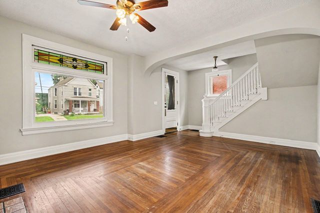 122 W 34th Street, Latonia, KY 41015