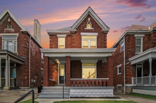 122 W 34th Street, Latonia, KY 41015