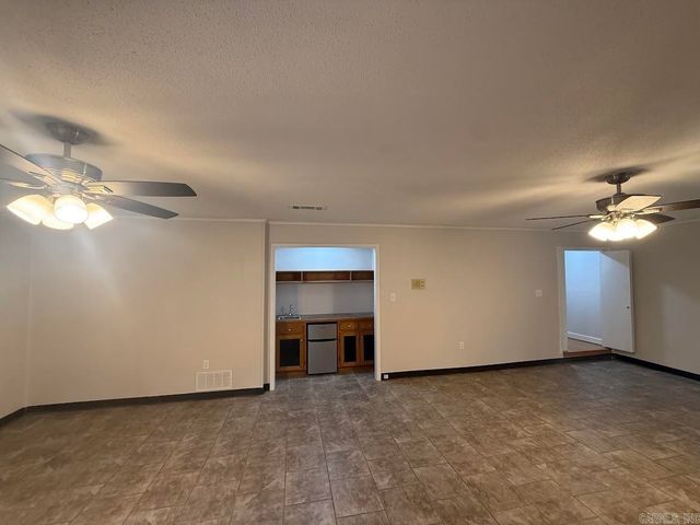 1309 Crest Circle, Benton, AR 72015