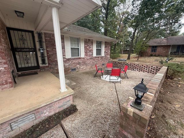 1309 Crest Circle, Benton, AR 72015