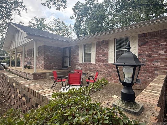 1309 Crest Circle, Benton, AR 72015