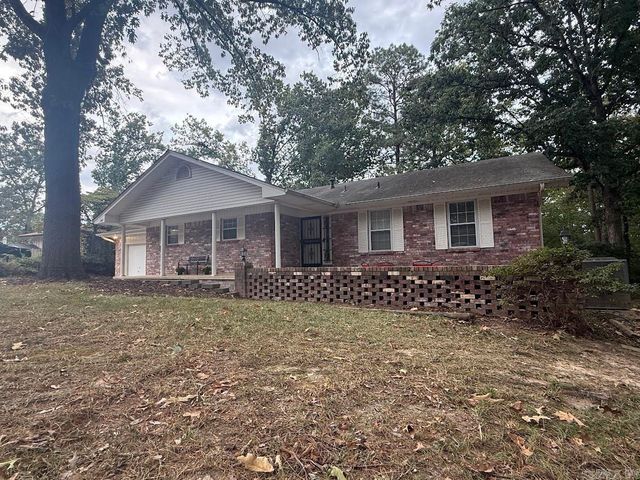 1309 Crest Circle, Benton, AR 72015