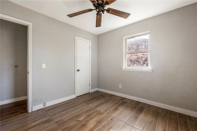 1107 White Road, Springdale, AR 72762