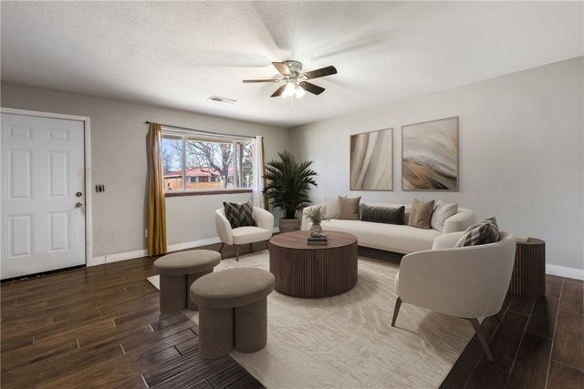 1107 White Road, Springdale, AR 72762