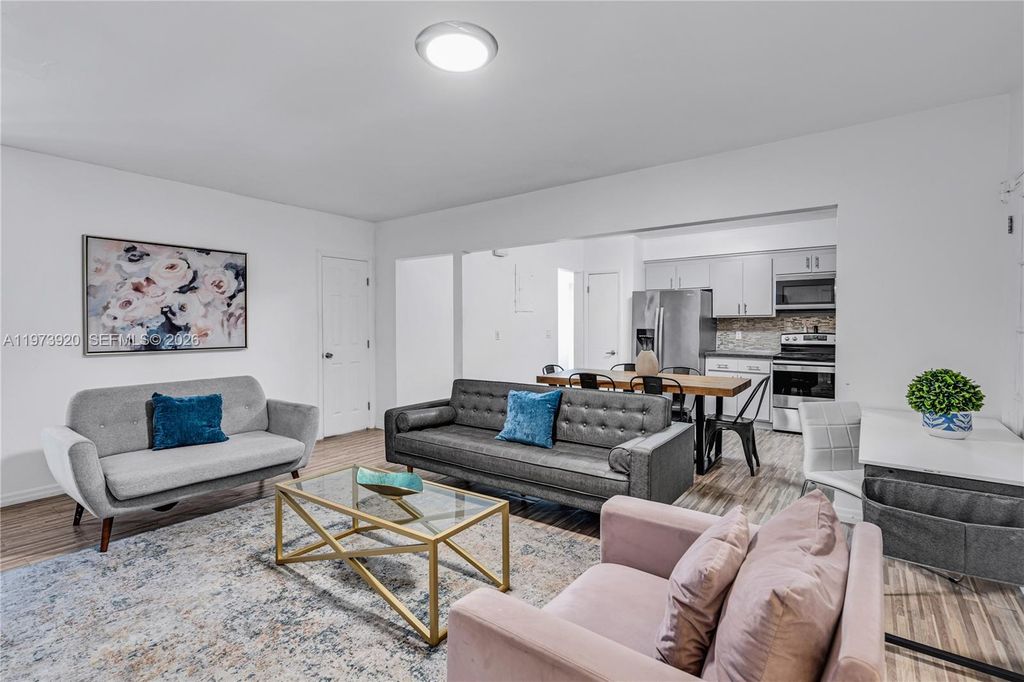 977 SW 10th St. 927, Miami, FL 33130