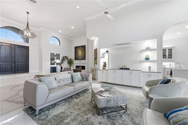 1950 SE 36th ST, Cape Coral, FL 33904