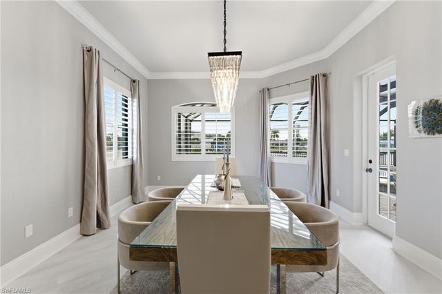 1950 SE 36th ST, Cape Coral, FL 33904