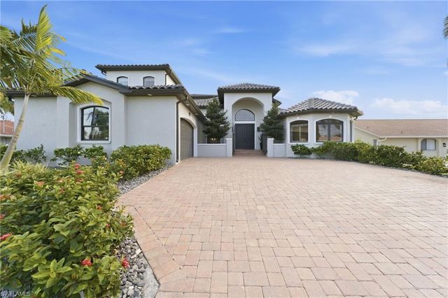 1950 SE 36th ST, Cape Coral, FL 33904