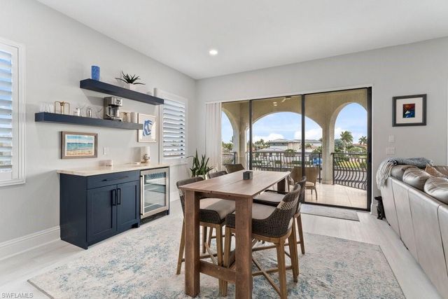 1950 SE 36th ST, Cape Coral, FL 33904