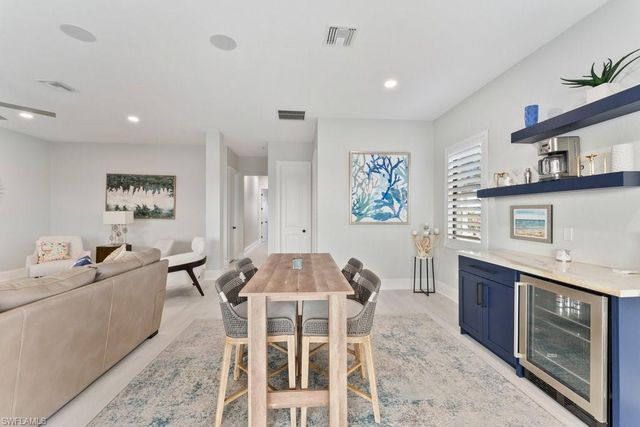 1950 SE 36th ST, Cape Coral, FL 33904