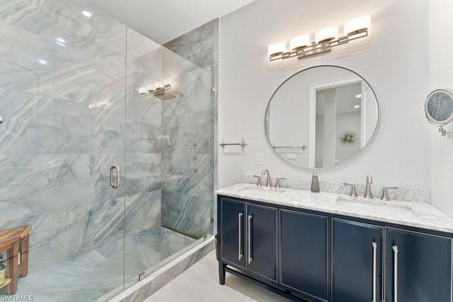 1950 SE 36th ST, Cape Coral, FL 33904