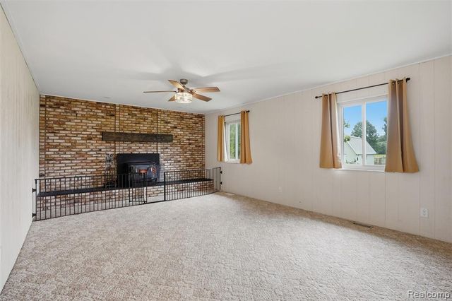 2800 Cedar Valley Drive, Howell, MI 48843