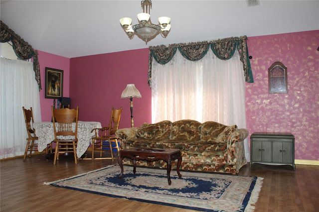 38901 ELLA DRIVE, Lady Lake, FL 32159