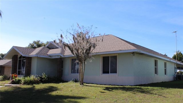38901 ELLA DRIVE, Lady Lake, FL 32159