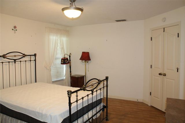 38901 ELLA DRIVE, Lady Lake, FL 32159