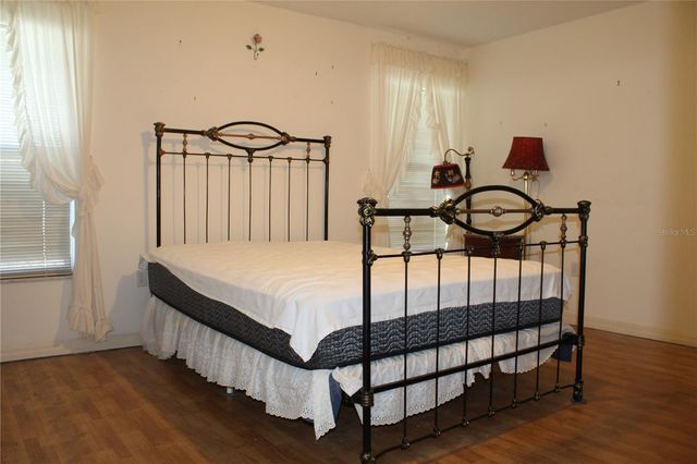 38901 ELLA DRIVE, Lady Lake, FL 32159