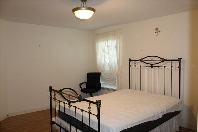 38901 ELLA DRIVE, Lady Lake, FL 32159