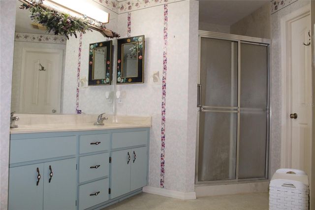 38901 ELLA DRIVE, Lady Lake, FL 32159