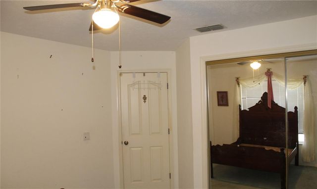 38901 ELLA DRIVE, Lady Lake, FL 32159