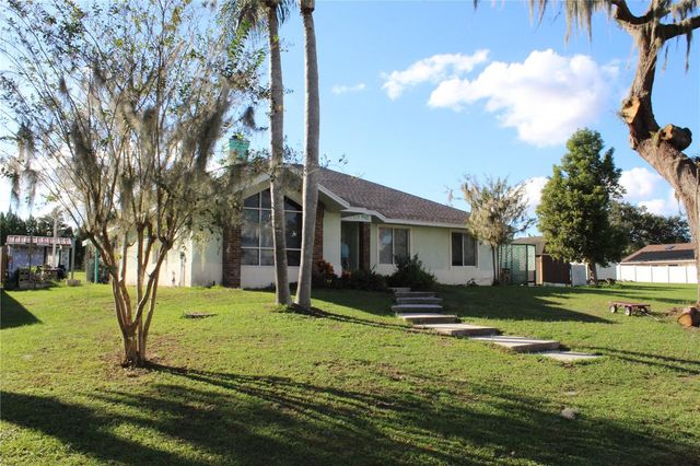 38901 ELLA DRIVE, Lady Lake, FL 32159