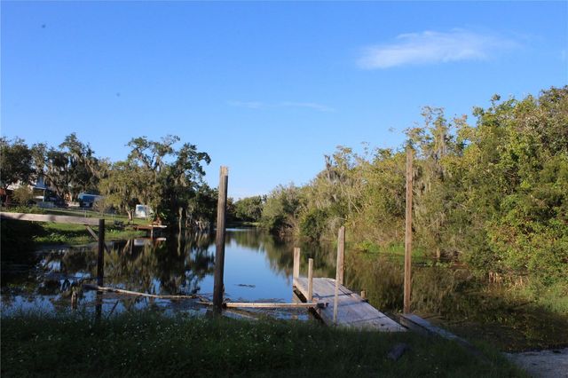 38901 ELLA DRIVE, Lady Lake, FL 32159