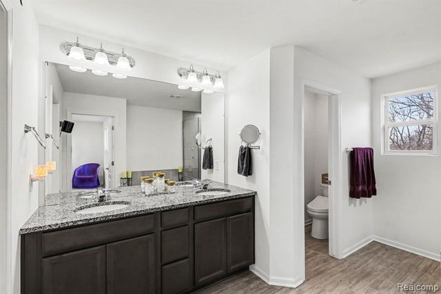 676 N Peppermint Drive 47, Rochester, MI 48307