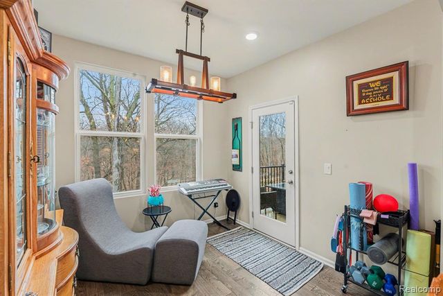 676 N Peppermint Drive 47, Rochester, MI 48307