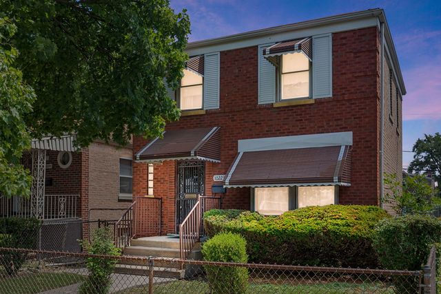 10223 S Indiana Avenue, Chicago, IL 60628