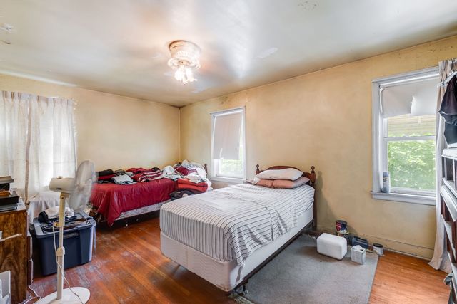 10223 S Indiana Avenue, Chicago, IL 60628