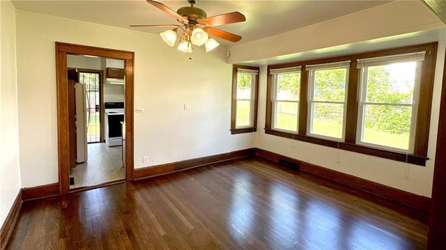 2005 E 81st Street, Kansas City, MO 64132