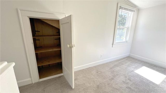 2005 E 81st Street, Kansas City, MO 64132
