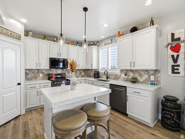 3546 BROOKSHIRE DR, Syracuse, UT 84075