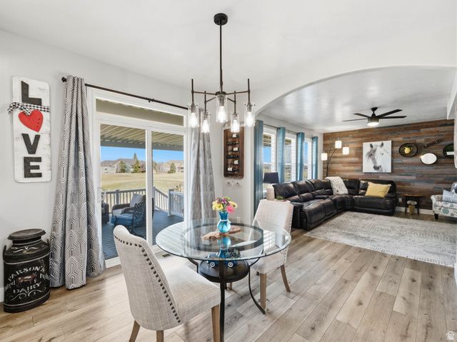 3546 BROOKSHIRE DR, Syracuse, UT 84075