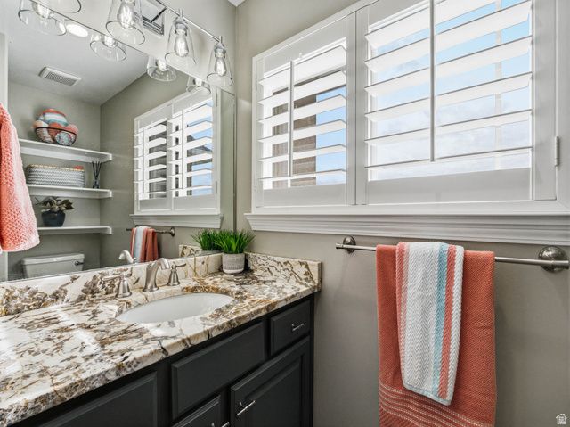 3546 BROOKSHIRE DR, Syracuse, UT 84075