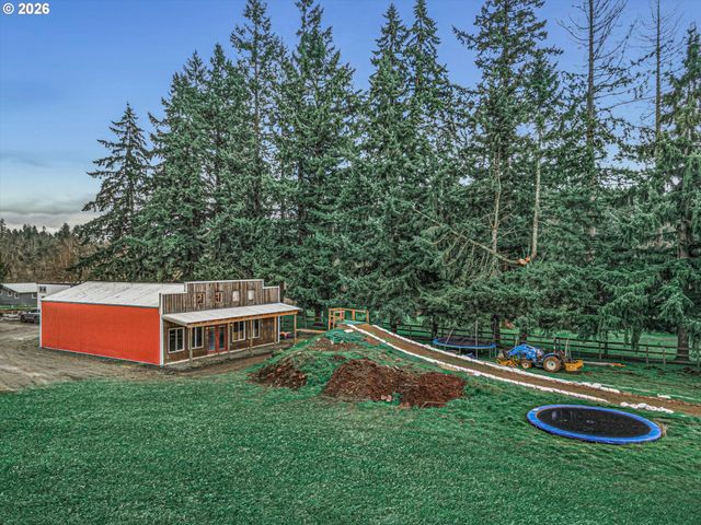 24165 S BROCKWAY Rd, Oregon City, OR 97045