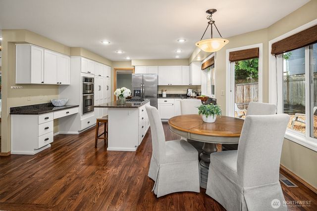 4662 244th Place SE, Issaquah, WA 98029