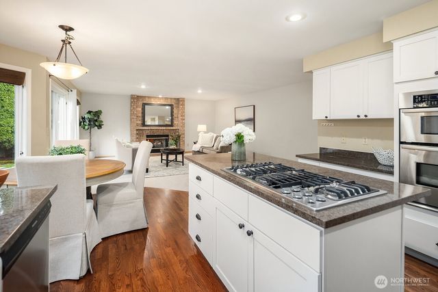 4662 244th Place SE, Issaquah, WA 98029